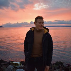 Meet your Posher, Blake